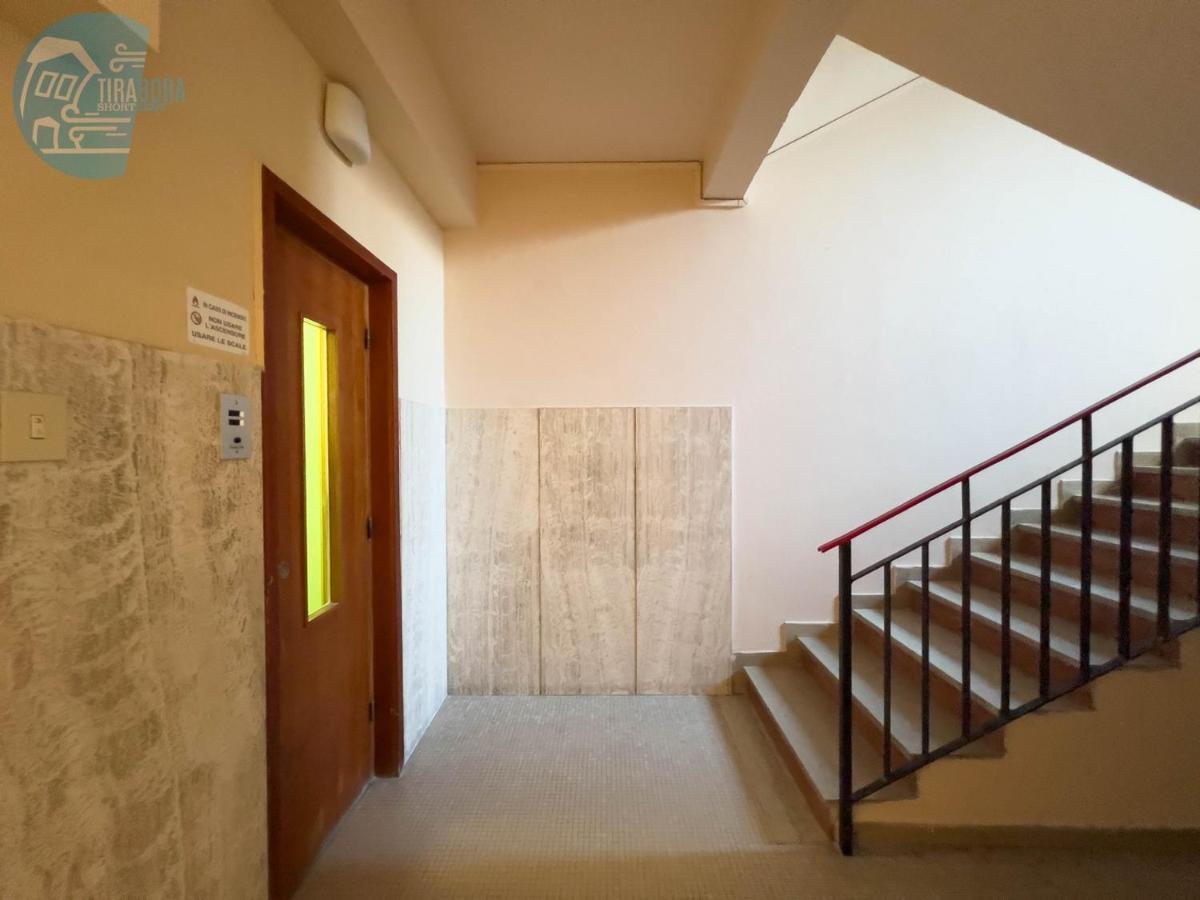Economo B5 Tirabora Short Rent Apartment *